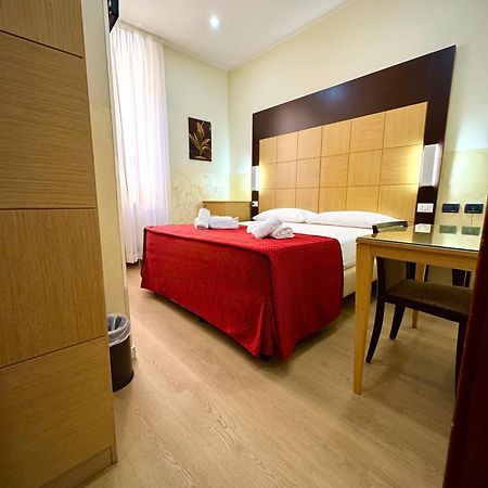 Hotel Fiorella Milano Exterior photo