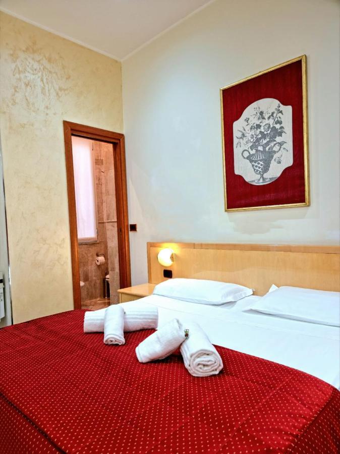 Hotel Fiorella Milano Exterior photo