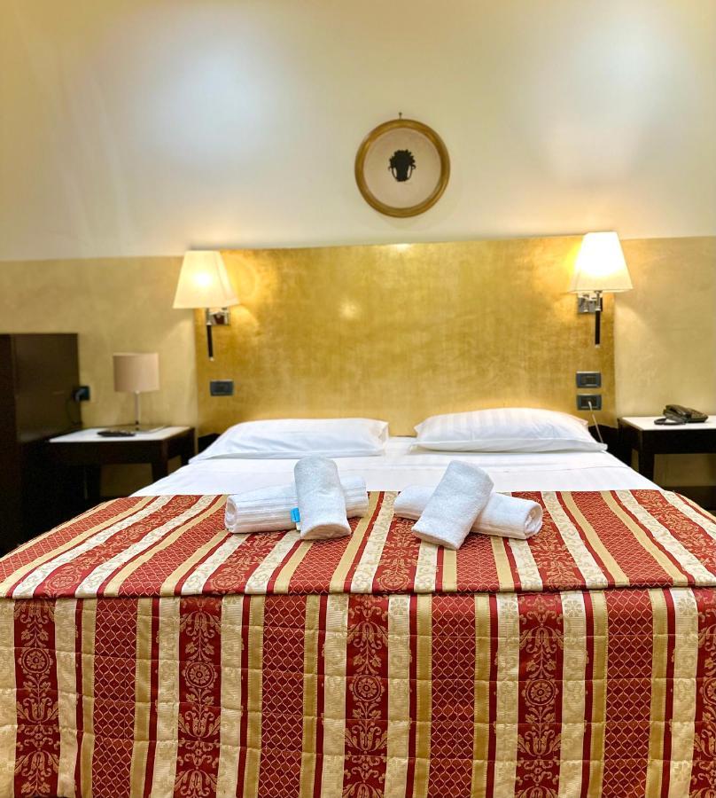 Hotel Fiorella Milano Exterior photo