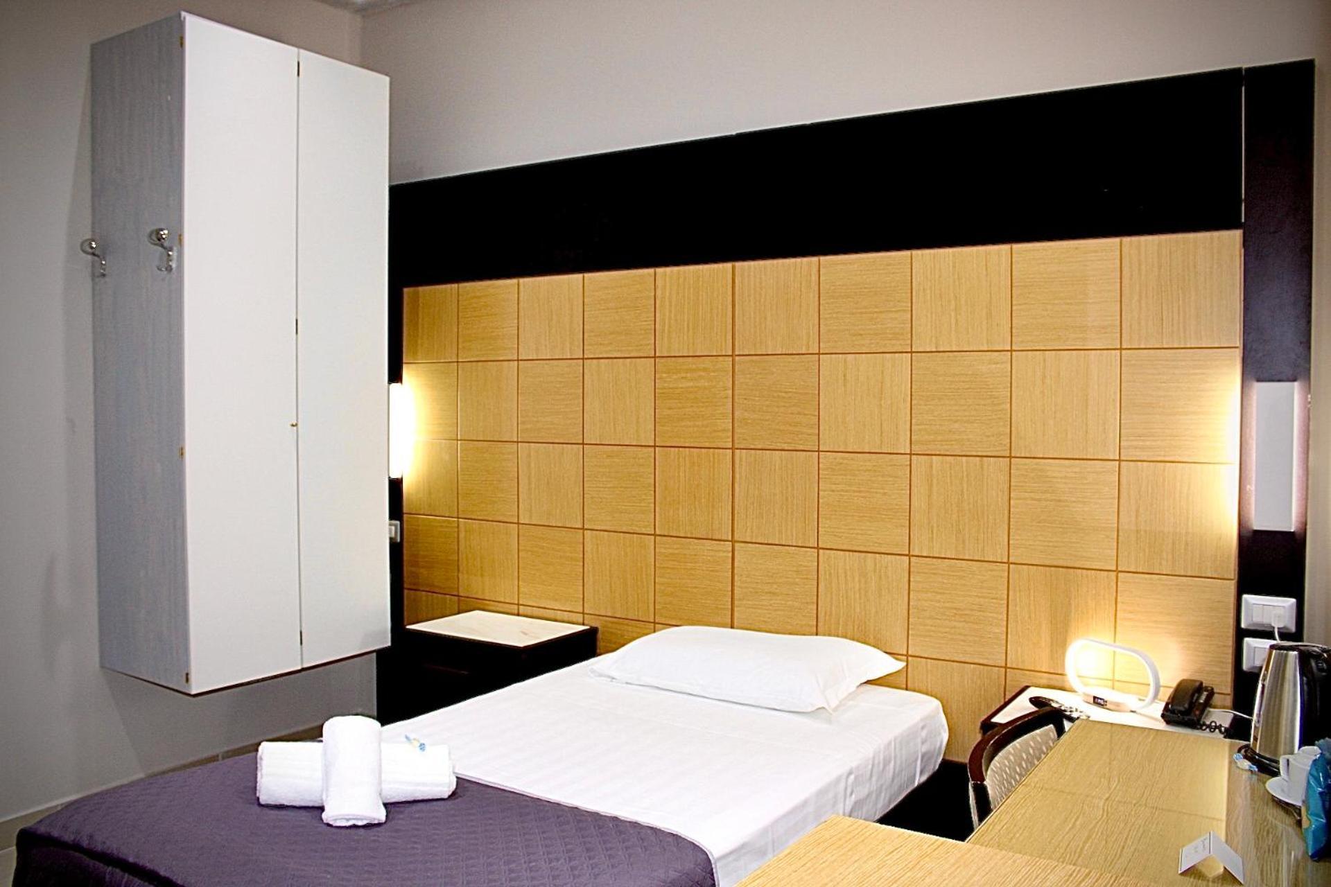 Hotel Fiorella Milano Exterior photo