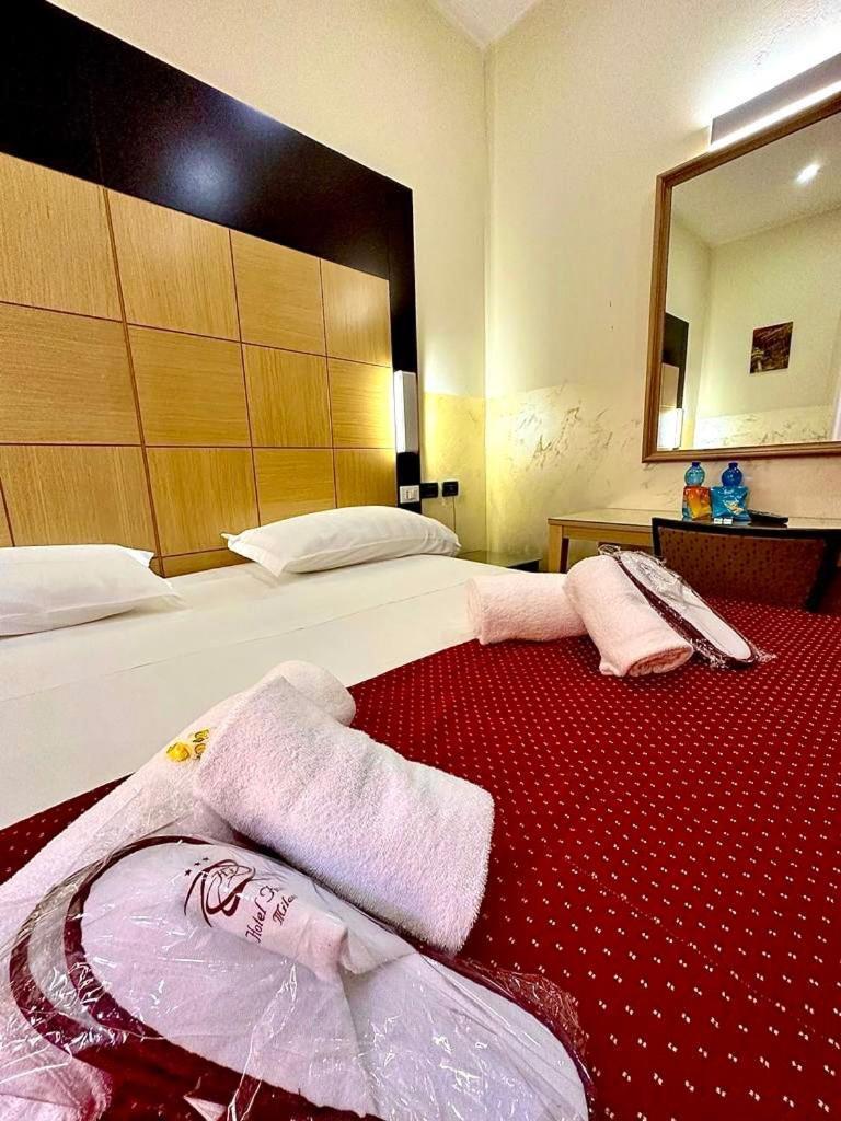 Hotel Fiorella Milano Exterior photo